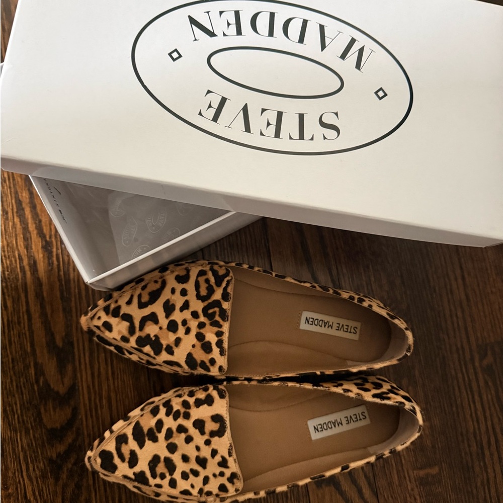 Steve Madden Leopard Pointed Toe Flats in Tan and Black